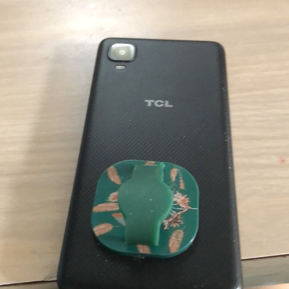 TCL phone - Picture 3 of 3